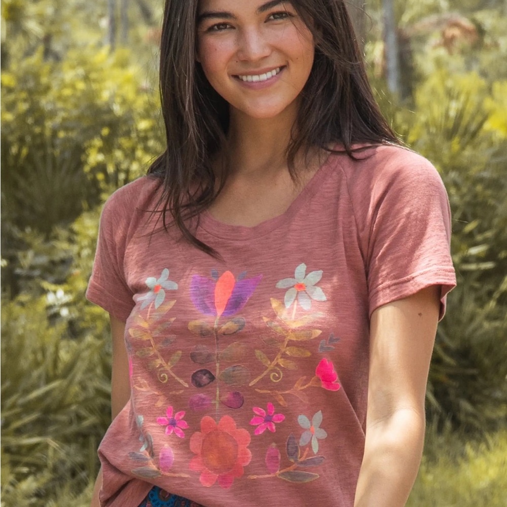 Boho Floral Tee 🌼🌷🌸